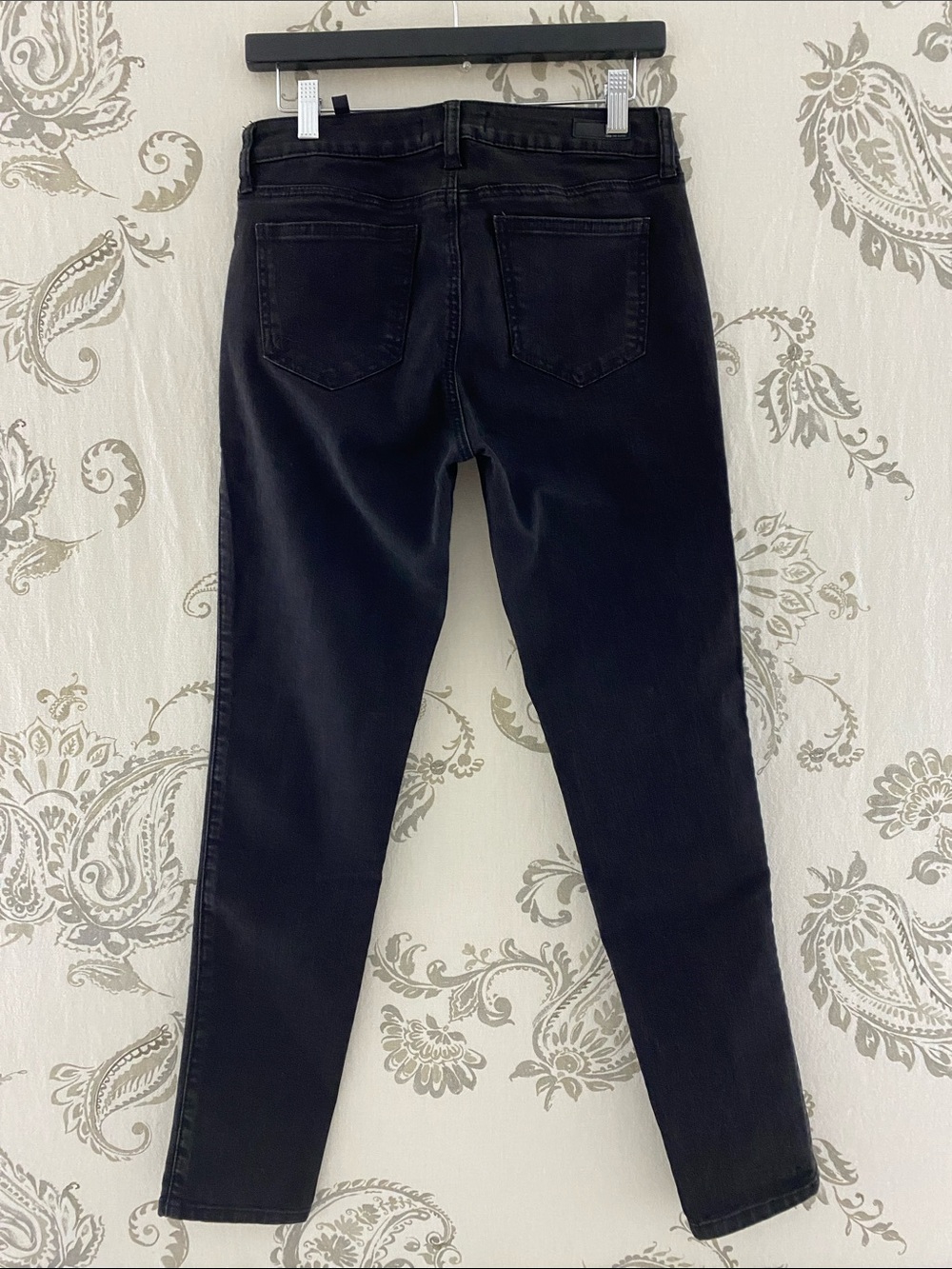 Kut from the Kloth Kurvy Diana Skinny - Picture 4 of 12